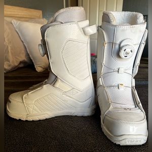 Women’s Thirty Two Snowboarding Boots